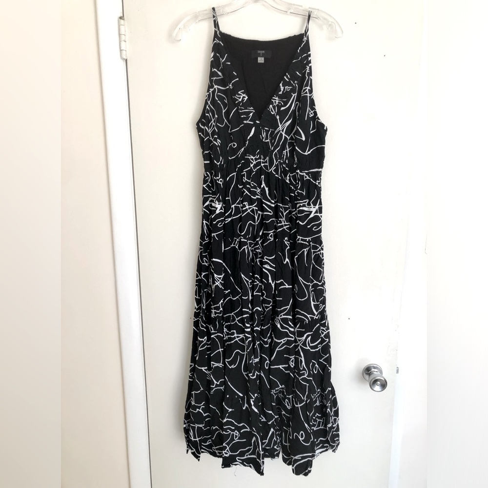 Tahari strap Black and White graphic design modern Dress M